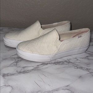 Keds Women's Off-White Slip-On Sneakers with Pink Logo size 7.5